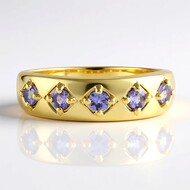 Anillo en plata con Tanzanita