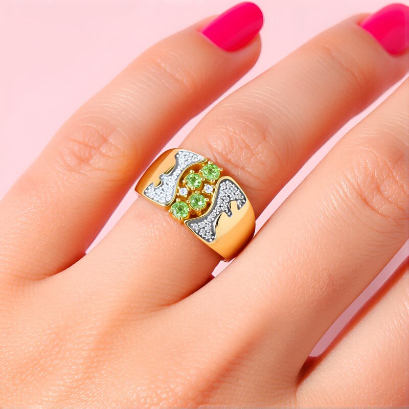 Gouden ring met Madagaskar Demantoiden