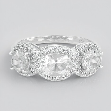 Anello in argento con Petalite