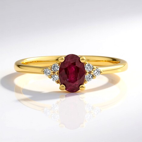 Anello in oro con Rubino Mozambico AAA
