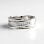 Anello in argento con Zircone