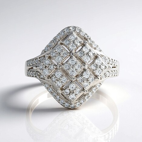 Anello in argento con Zircone