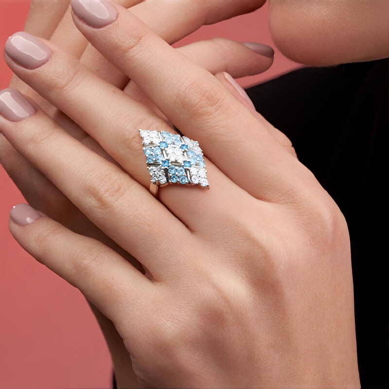 Anello in argento con Topazio Blu Cielo