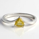 Anello in argento con Apatite Xia