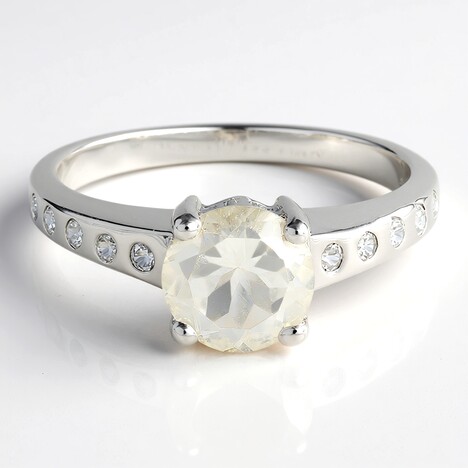 Anello in argento con Ortoclasio