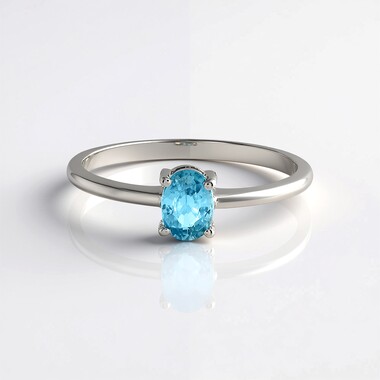 Zilveren ring met een Ratanakiri zirkoon
