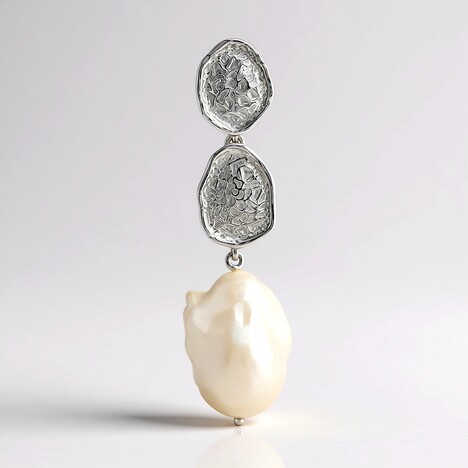 Pendentif en argent et Perle blanche de culture d'eau douce (MONOSONO COLLECTION)