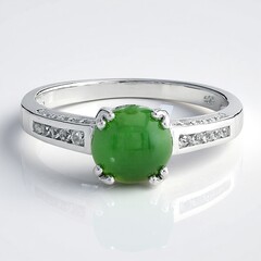 Anello in argento con Crisoprasio Imperiale