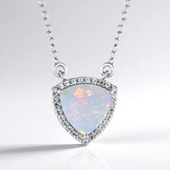Collana in argento con Opale di Welo