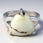 Anello in argento con Magnesite