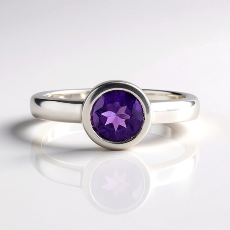 Anello in argento con Ametista del Marocco