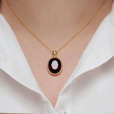 Ciondolo in oro con Rodolite (CUSTODANA)