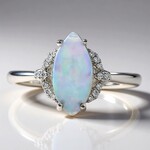 Anello in oro con Opale di Welo AAA