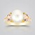 Anello in oro con Perla Bianca dei Mari del Sud (Michelle Albala)