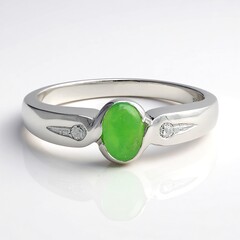 Anello in argento con Crisoprasio Imperiale