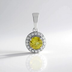 Ciondolo in argento con Sfene