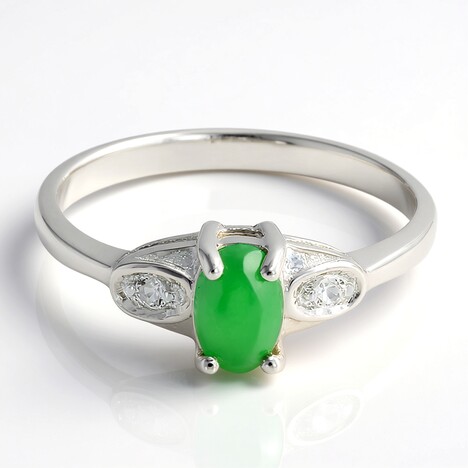 Anello in argento con Crisoprasio Imperiale