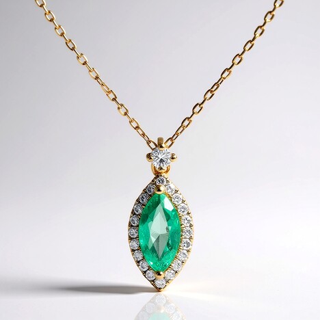 Collier en or et Emeraude de Zambie AAA