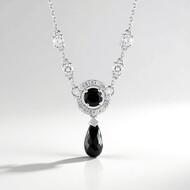 Schwarzer Spinell-Silbercollier