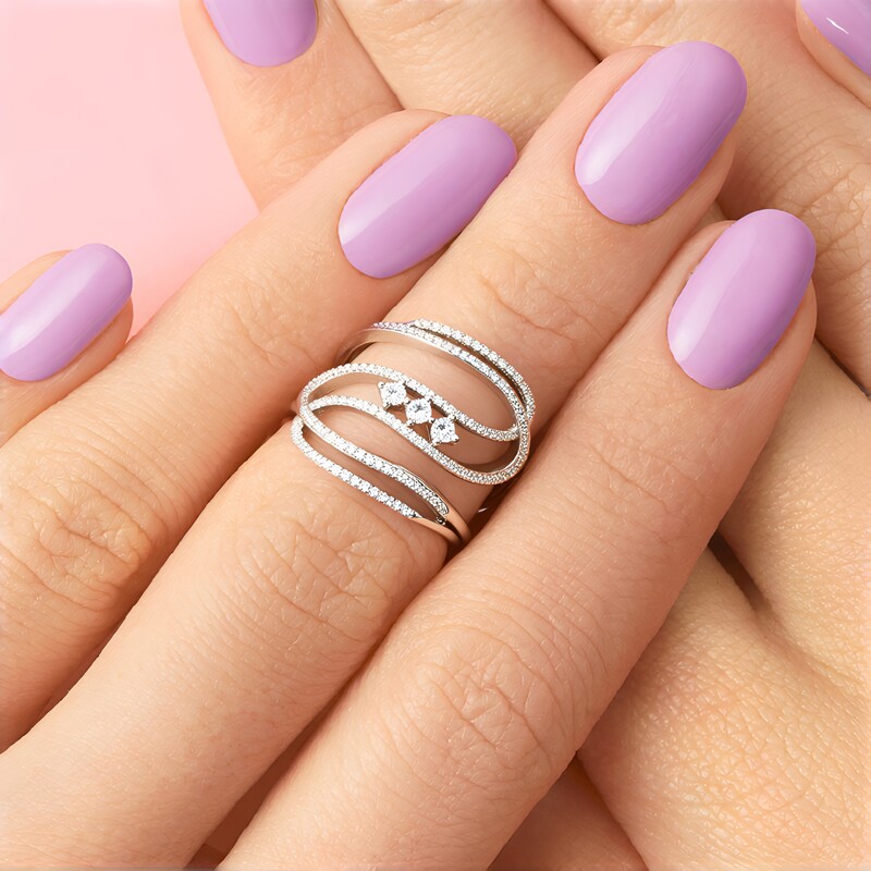 Anillo en plata con Zircón