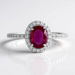 Anello in argento con Rubino Bemainty