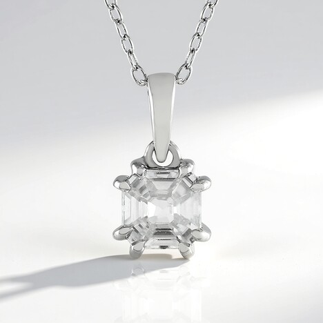 Collana in argento con Zircone