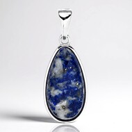Zilveren hanger met een lapis lazuli