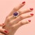 Anello in argento con Charoite