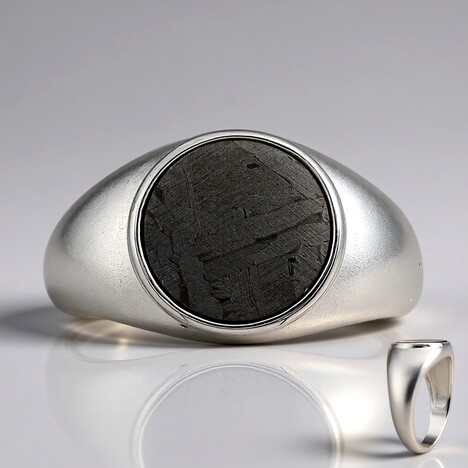 Anello in argento con Meteoriti di Aletai