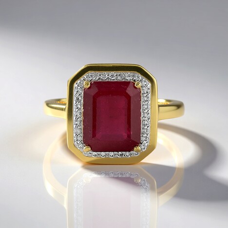 Anello in argento con Rubino del Madagascar