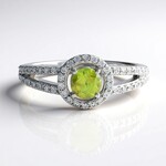 Anello in argento con Sfene