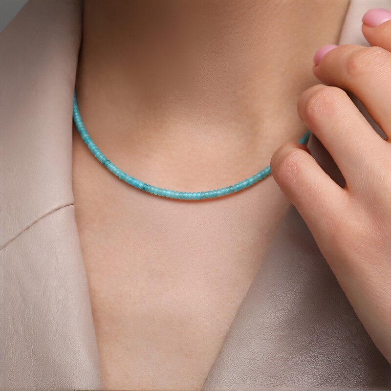 Collana in argento con Apatite Blu