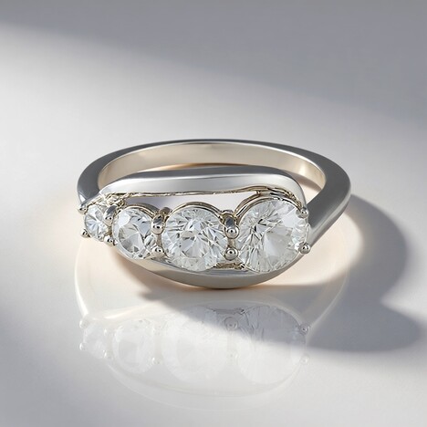 Anello in argento con Zircone