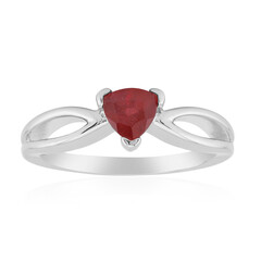 Zilveren ring met een Bemainty robijn
