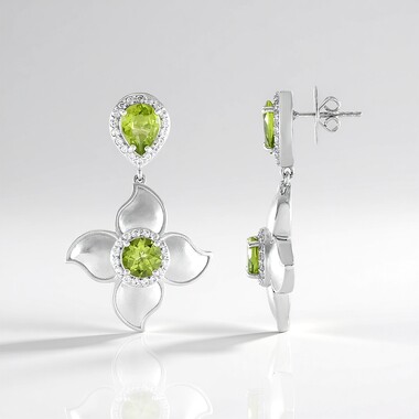 Pendientes en plata con Peridoto (Dallas Prince Designs)