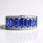 Anello in oro con Tanzanite AAA (CIRARI)