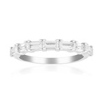 Zilveren ring met zirkonen