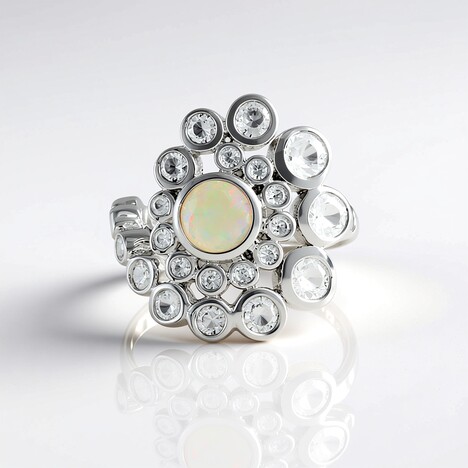 Anello in argento con Opale di Welo (Adela Silber)