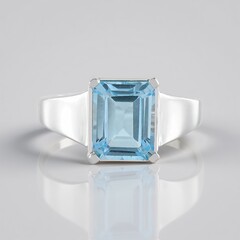 Bague en argent et Topaze bleu ciel
