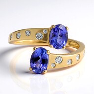 Anello in oro con Tanzanite AAA (CIRARI)