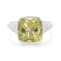 Zilveren ring met een olijven kwarts