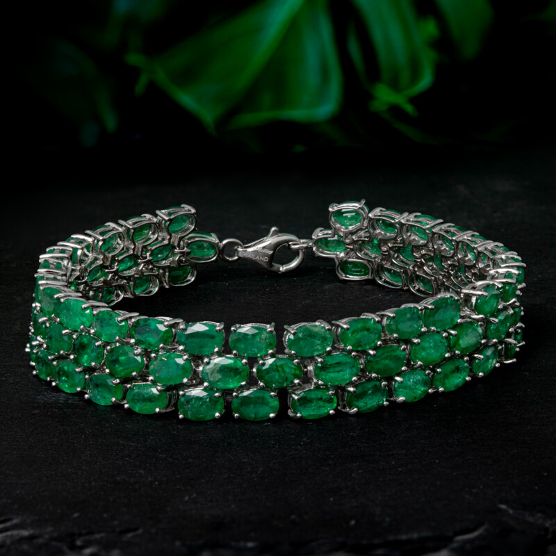 Brazalete en plata con Esmeralda de Zambia