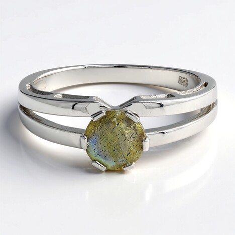 Anello in argento con Spectrolite