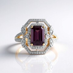 Anello in oro con Spinello Porpora (SUHANA)