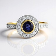 Anello in argento con Zaffiro Blu del Madagascar