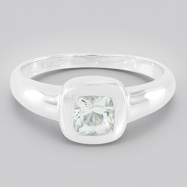 Anillo en plata con Berilo del Himalaya