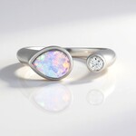 Anello in argento con Opale di Welo