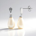 Orecchini in argento con Calcedonio Bianco