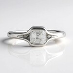 Anello in argento con Zircone