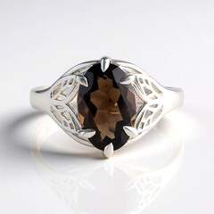 Anello in argento con Quarzo Fumè
